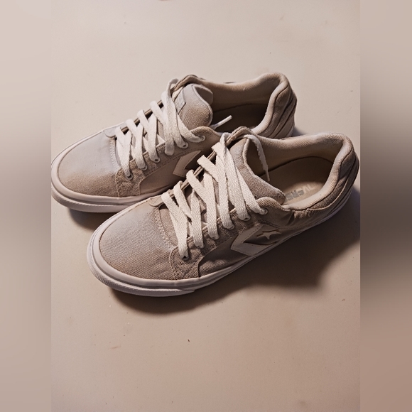 Converse All star unisex gray & white tennis shoes Men's  9  Women's 10.5 - Picture 2 of 15